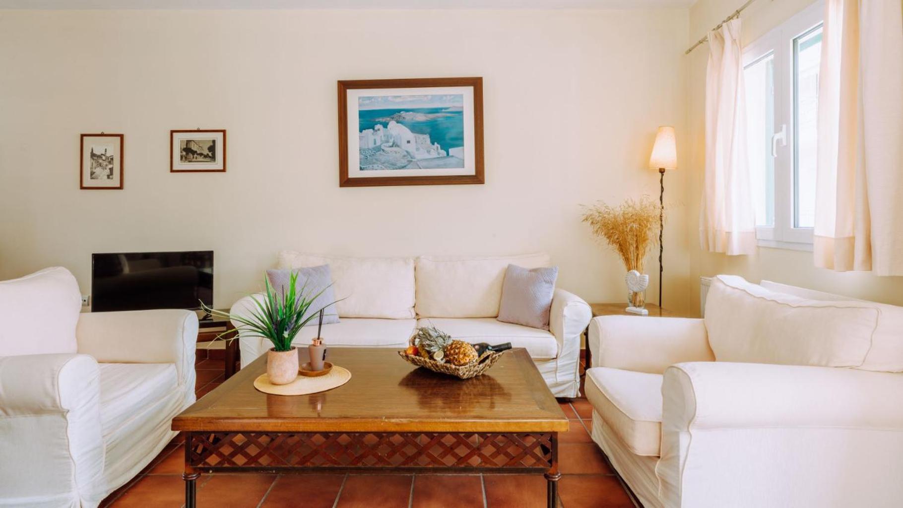 Lithostroto Suites 阿尔戈斯托利翁 外观 照片