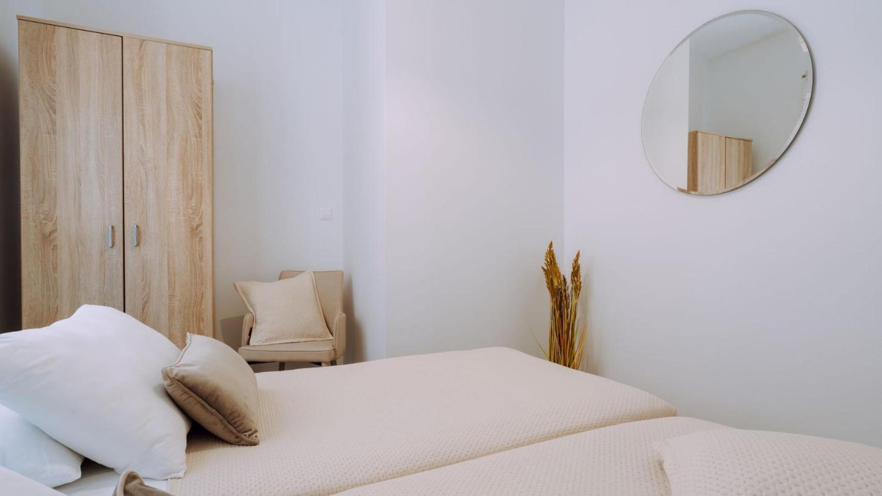 Lithostroto Suites 阿尔戈斯托利翁 外观 照片